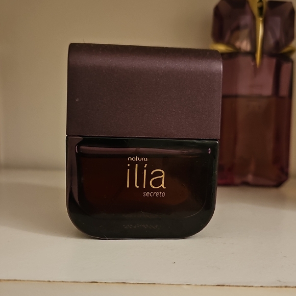 Other - Natura Ilia Secreto Perfume